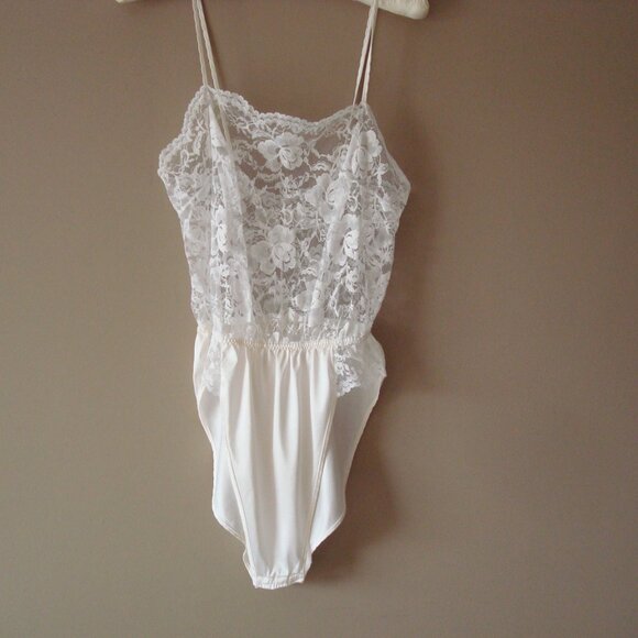 Ladies teddy - Picture 1 of 11